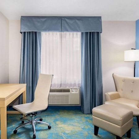 Days Inn By Wyndham Springville Esterno foto