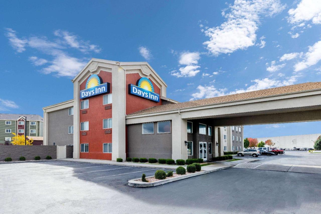 Days Inn By Wyndham Springville Esterno foto