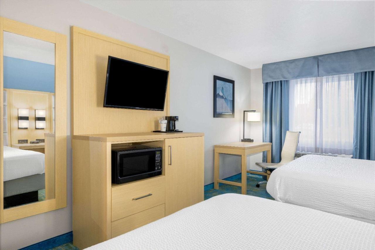 Days Inn By Wyndham Springville Esterno foto